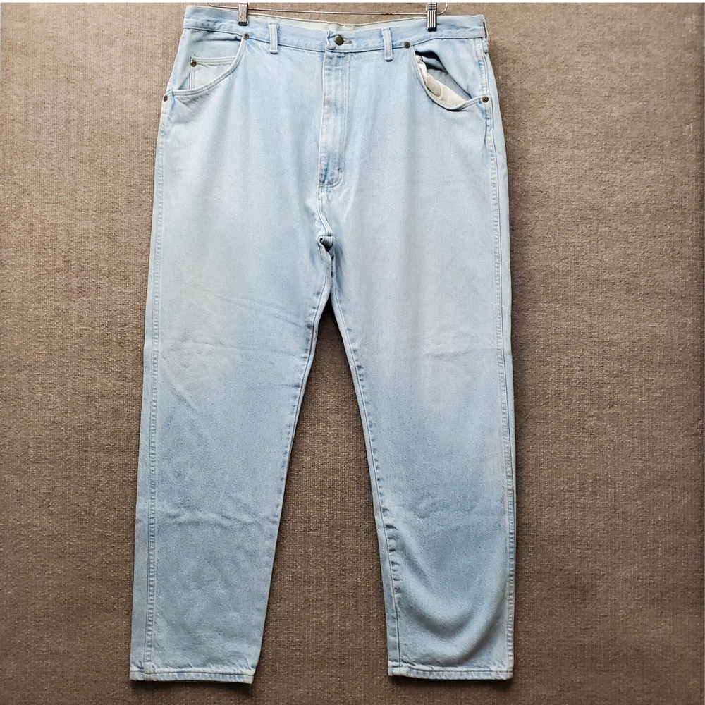 Wrangler Authentic Jeans Mens 42x32 Light Wash Denim Straight Leg Made in USA